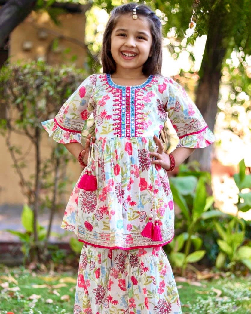DRESSES & FROCKS