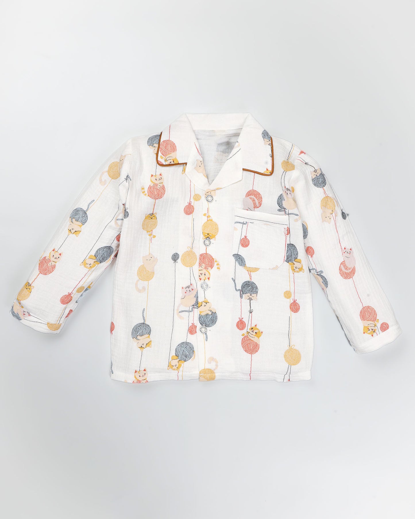 Vertical Playful Kitten Printed Muslin Night Suit