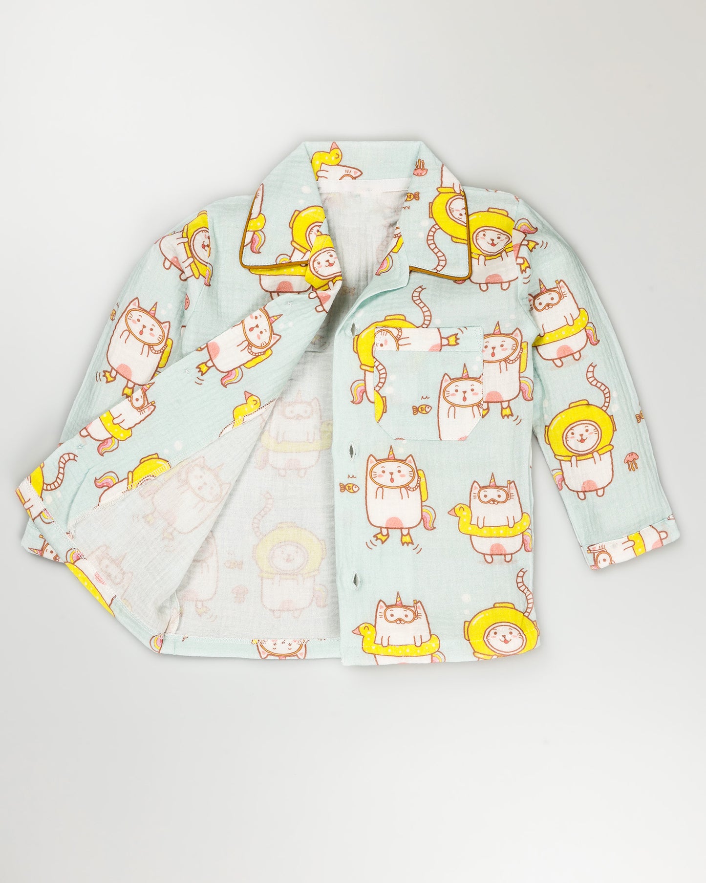 Swimming Cat Printed Crinkled Muslin Night Suit
