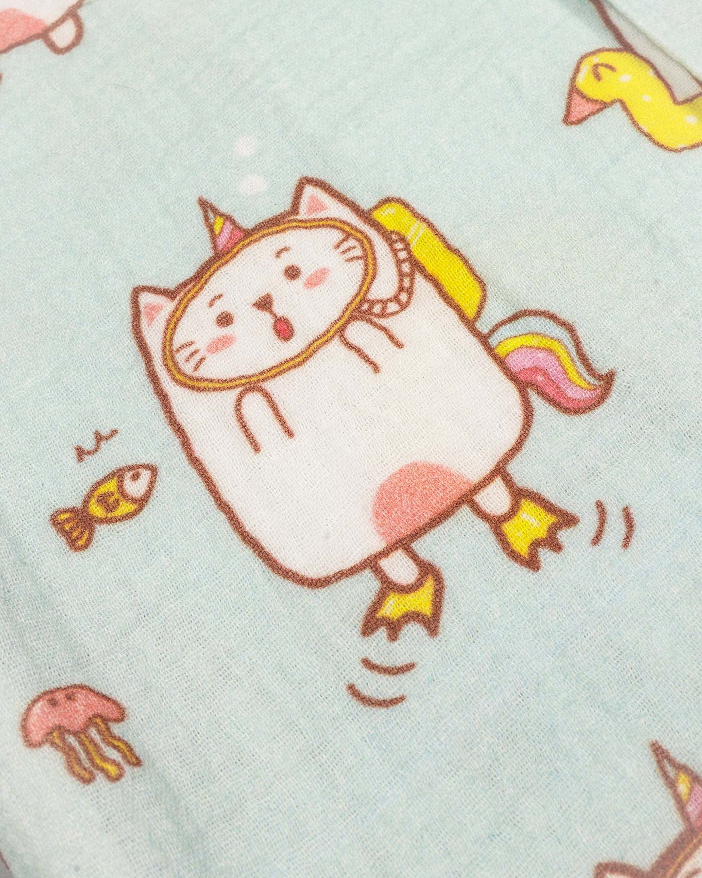 Swimming Cat Printed Crinkled Muslin Night Suit