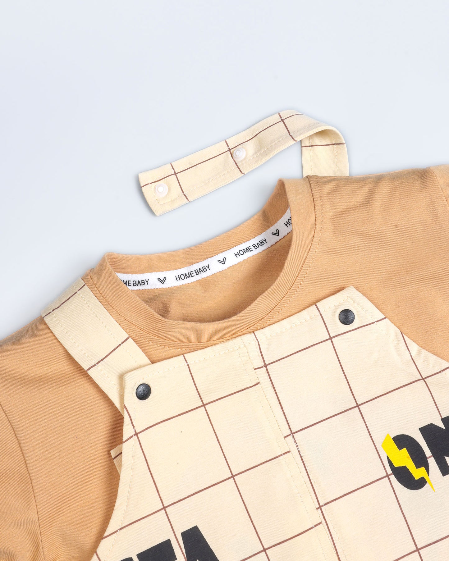 Stay Real T-Shirt With Check Printed Dungaree