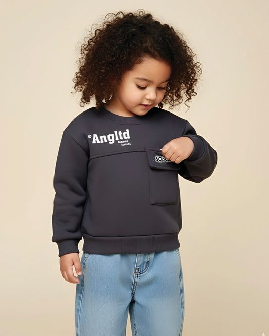 Fleeced Sweatshirt With Pocket Detail