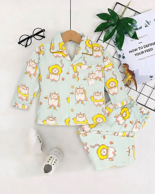Swimming Cat Printed Crinkled Muslin Night Suit