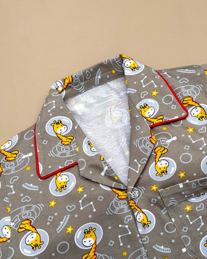 Baby Giraffe Full Sleeves Hosiery Printed Night Suit