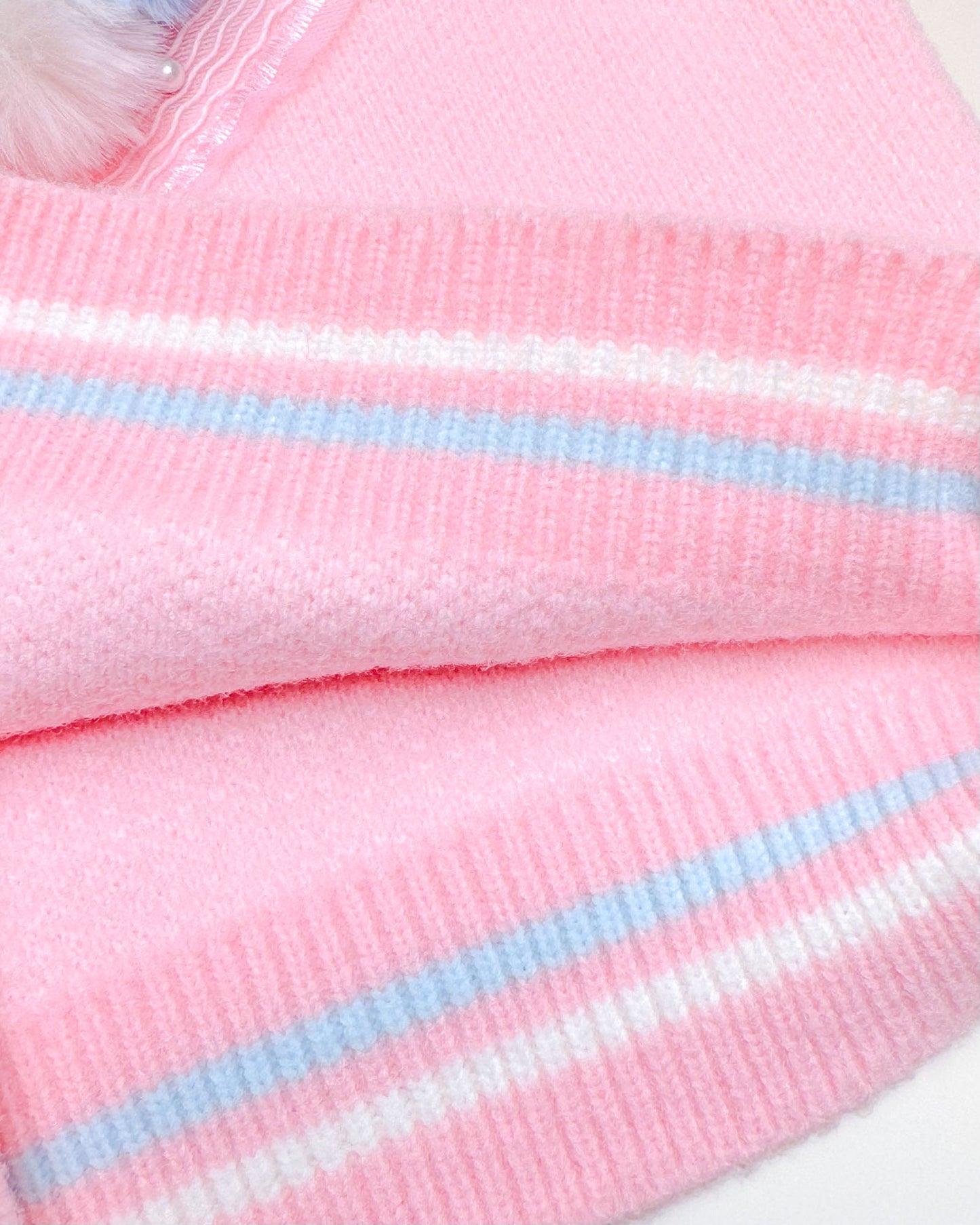 Heart Appliqué Full-Sleeve Pullover Sweater