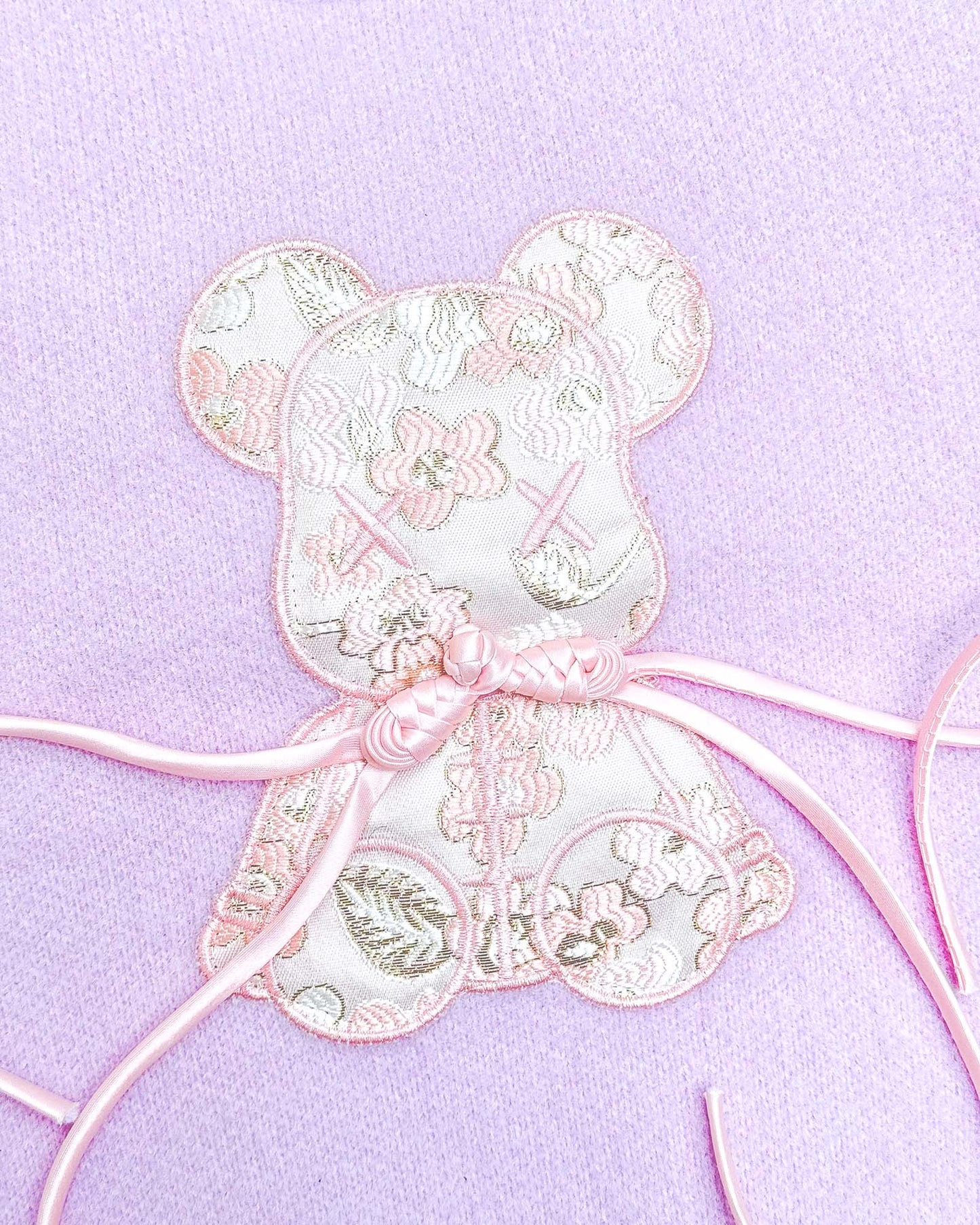 Full Sleeve Stylish Bear Embroidered Sweat