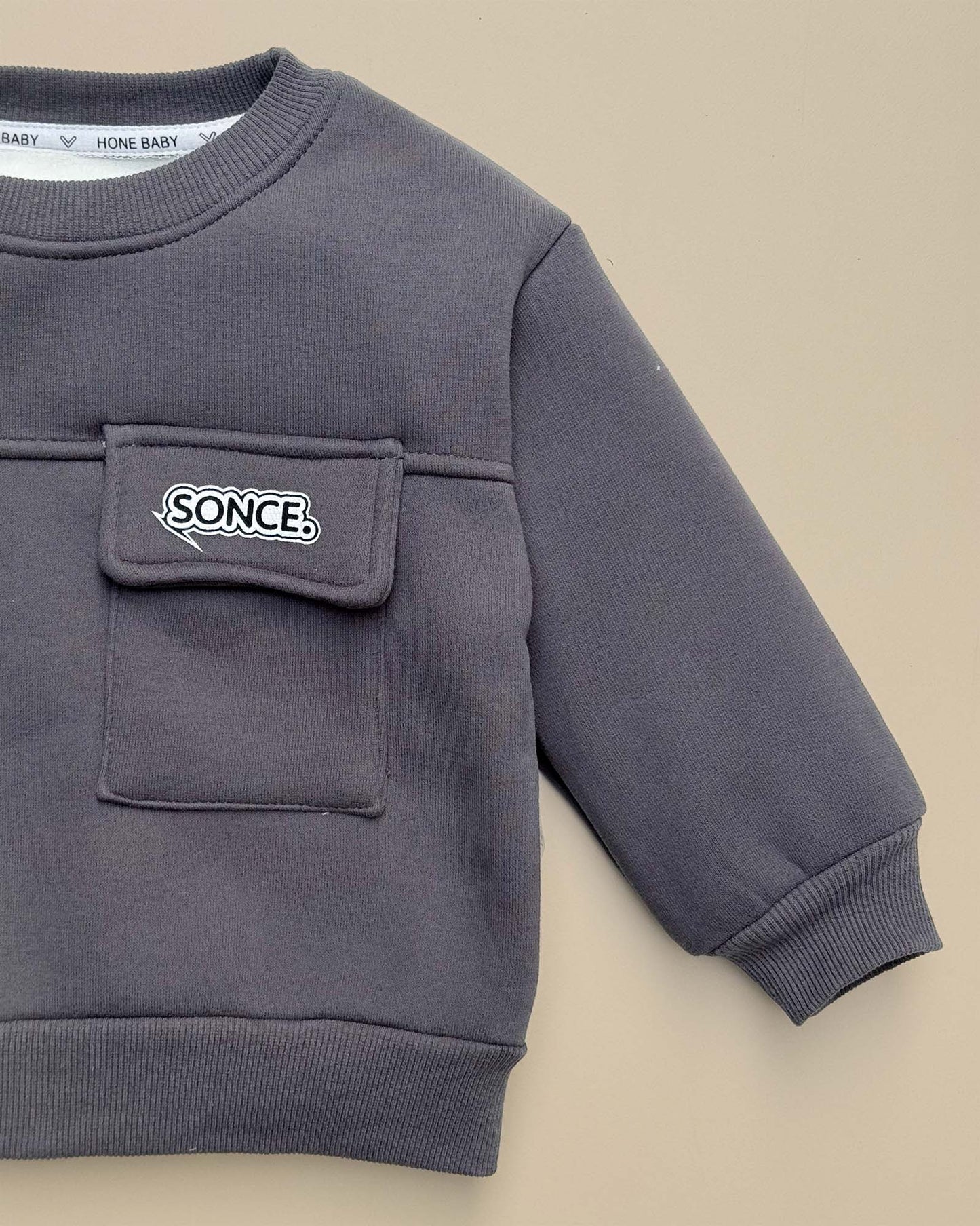 Fleeced Sweatshirt With Pocket Detail