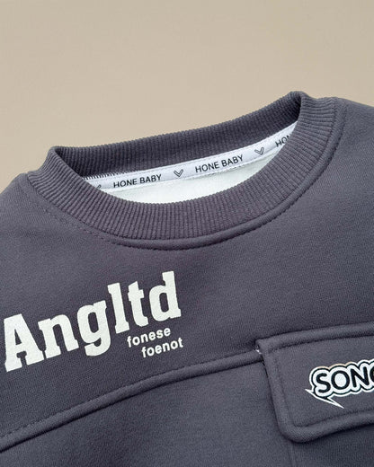 Fleeced Sweatshirt With Pocket Detail